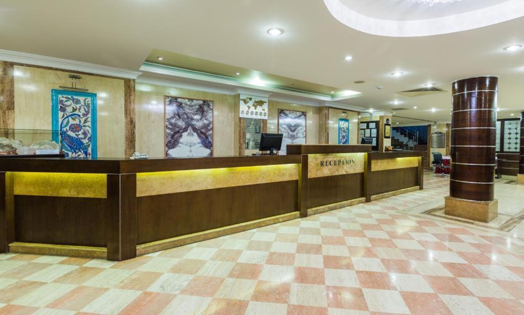 Queen Thermal Resort Hotel Emet Exterior photo